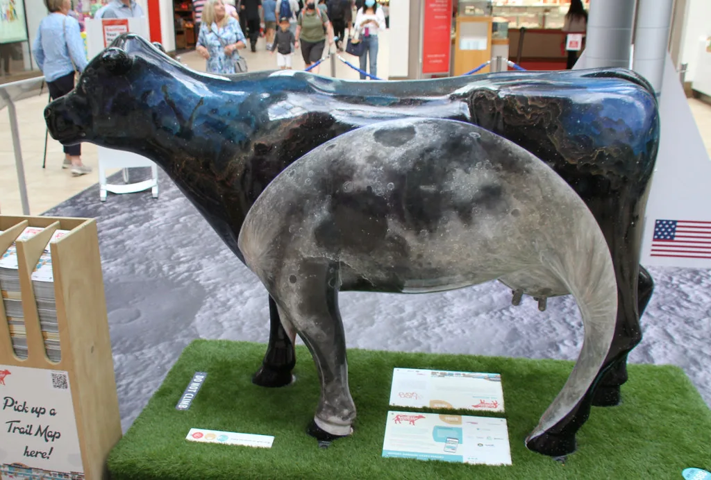 A sculpture from the 2021 Wild in Art cow trail in Cambridge